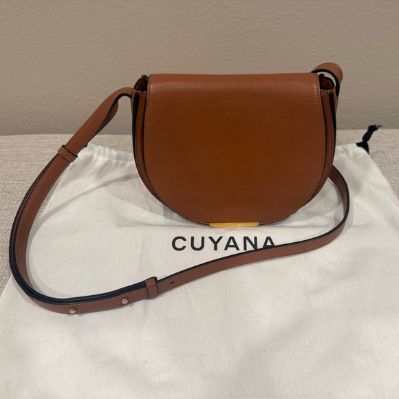 CUYANA Mini Saddle bag in CARAMEL Miele - Picture 8 of 15
